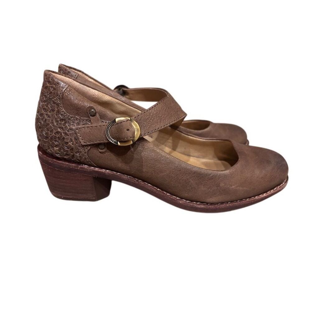 Hälsa Women's Mia Mary Jane Pump Brown Leather Heels Size 7